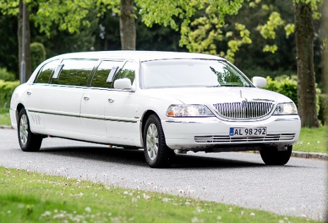 wedding limousine
