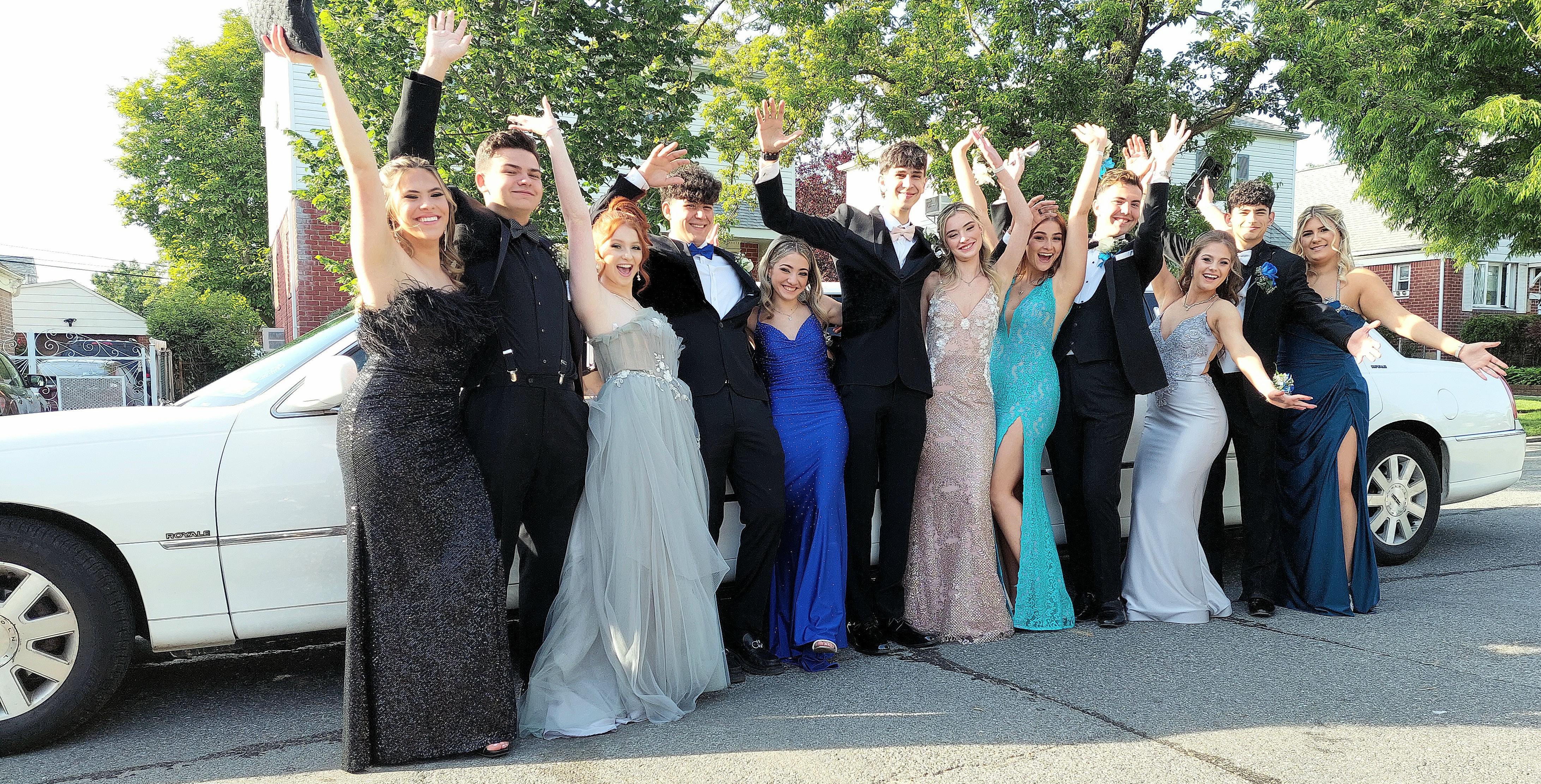 Long Island's Most Affordable and Trusted Prom Limo Service Long Island's Most Affordable and Trusted Prom Limo Service
