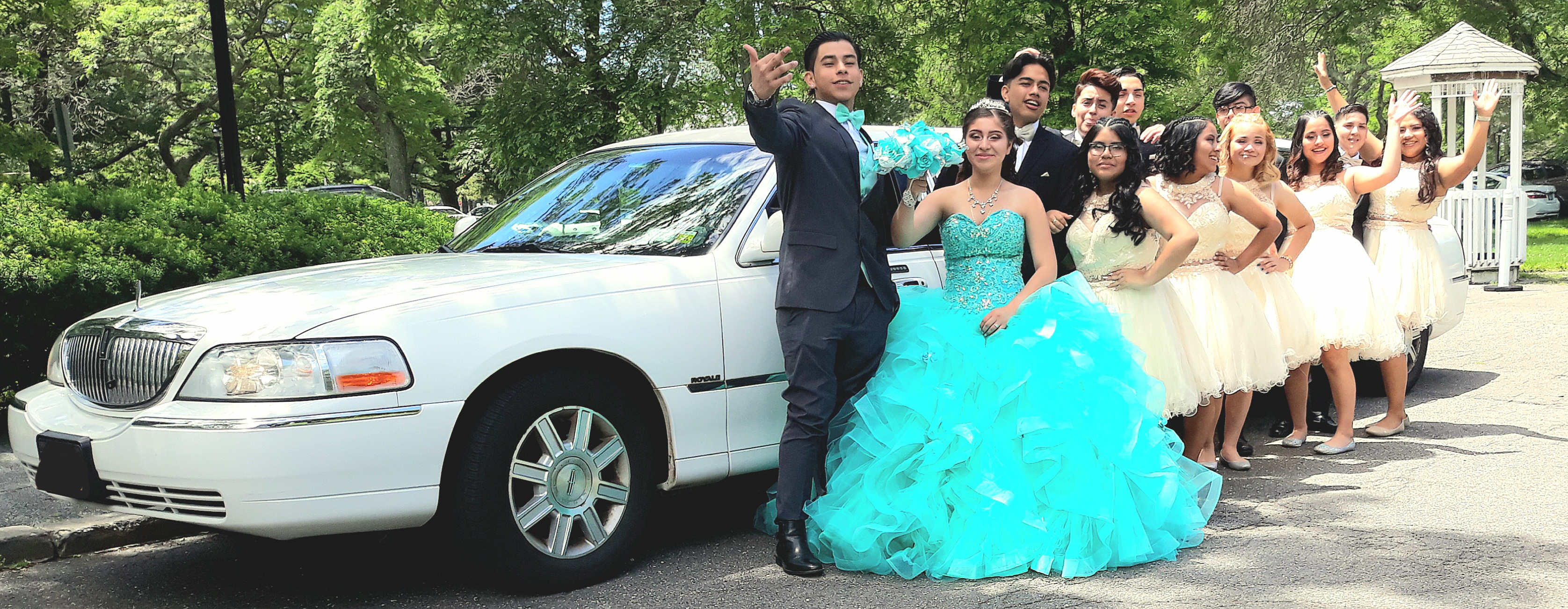 The Most Affordable and Trusted Quinceañera Limo in Long Island