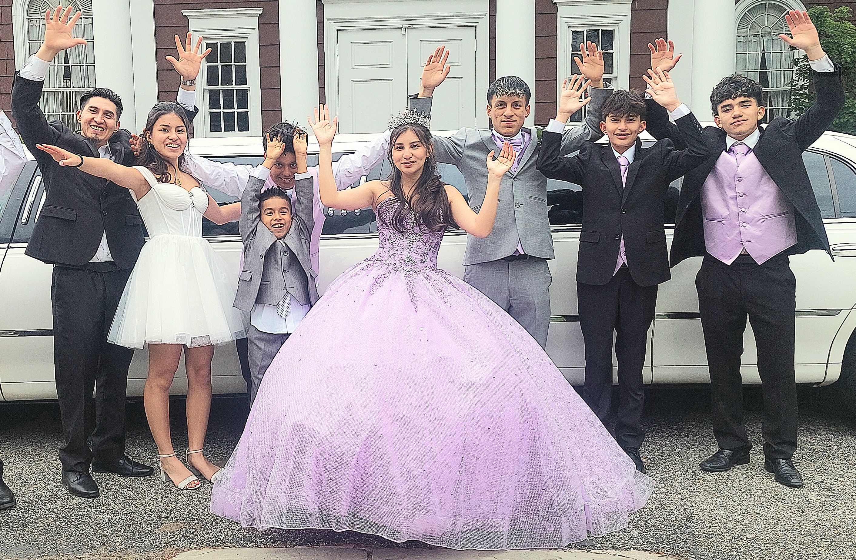 The Most Affordable And Trusted Quinceanera Limo Service in Long Island 