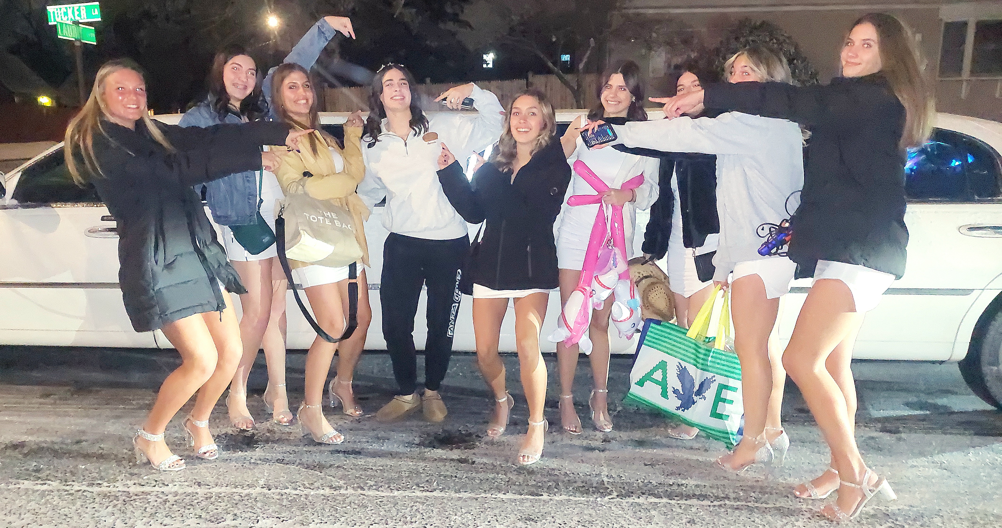 The Most Affordable And Trusted Sweet 16 Limo Service in Long Island 